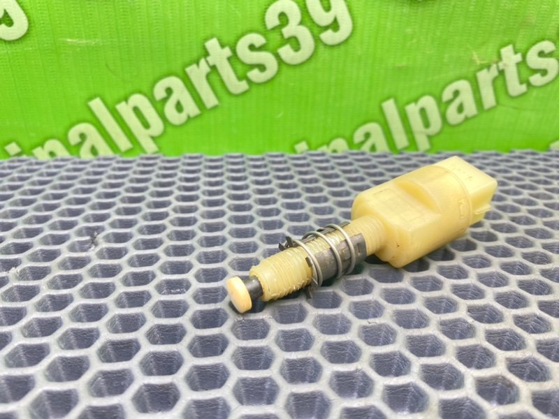 Концевик стоп-сигнала, 800 рублей, Калининград