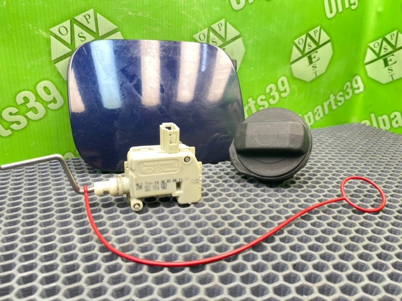 Лючок бензобака, 1400 рублей, Калининград