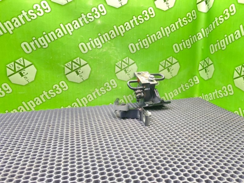 Петли дверей, 1600 рублей, Калининград