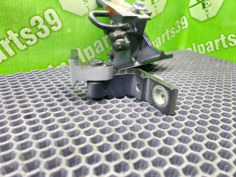 Петли дверей, 1600 рублей, Калининград