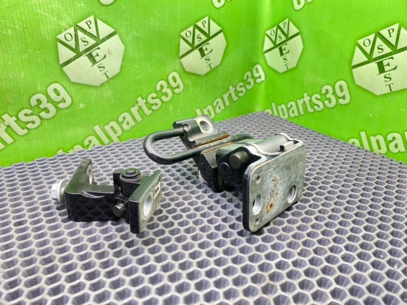 Петли дверей, 1600 рублей, Калининград