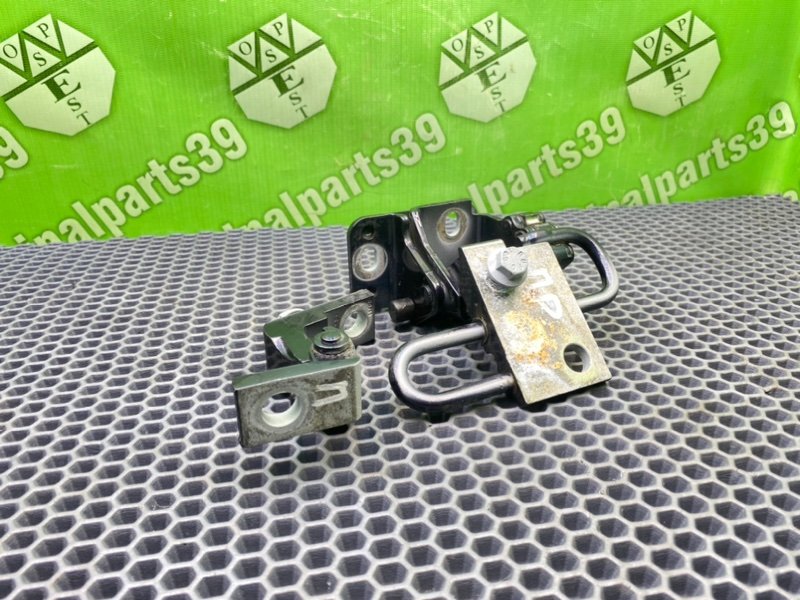 Петли дверей, 1600 рублей, Калининград