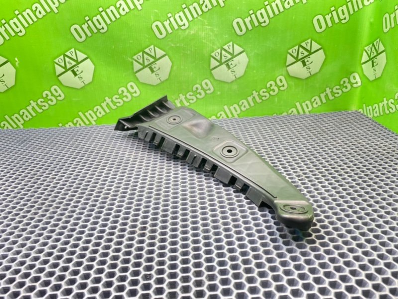 Кронштейн бампера, 1400 рублей, Калининград