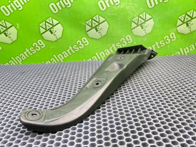 Кронштейн бампера, 1400 рублей, Калининград