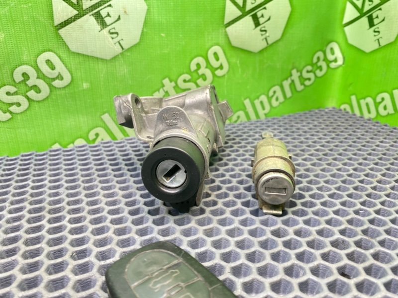 Комплект замков, 3990 рублей, Тверь