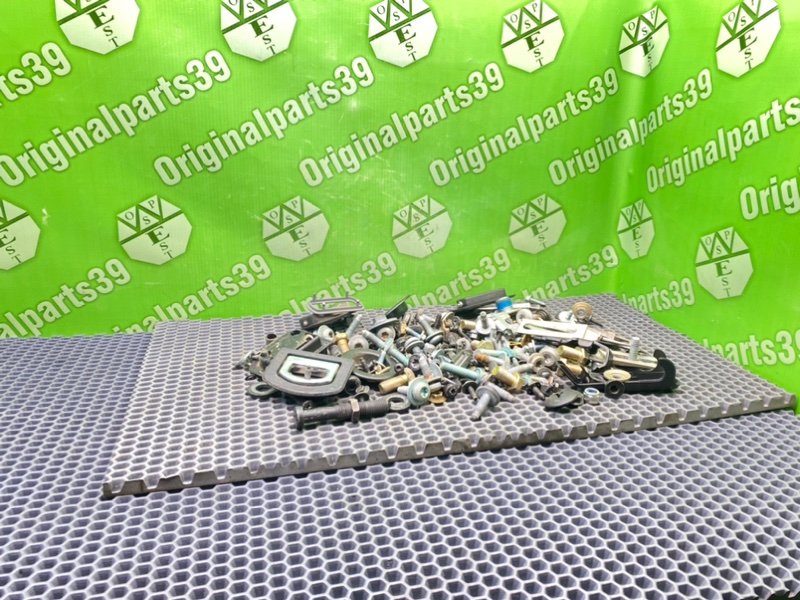 Болты салона, 2100 рублей, Калининград