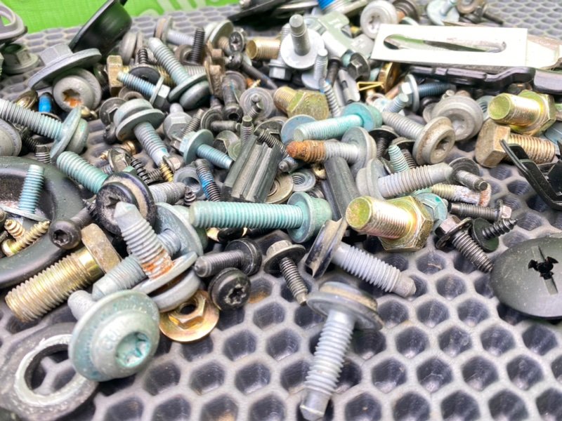 Болты салона, 2100 рублей, Калининград