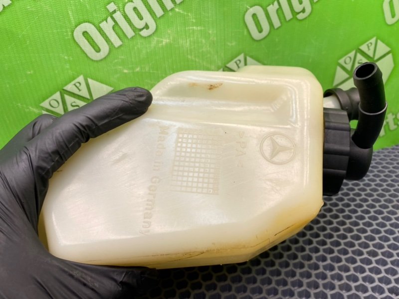 Бачок гидравлической подвески, 1000 рублей, Калининград