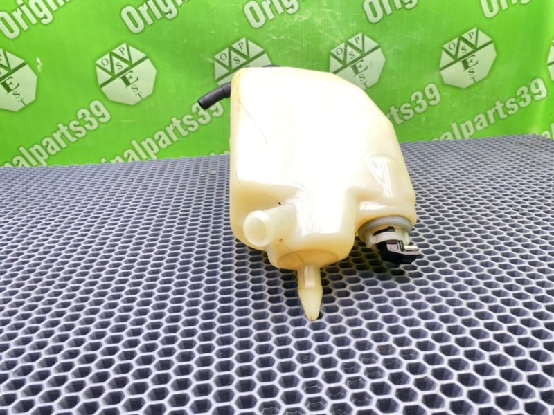 Бачок гидравлической подвески, 1000 рублей, Калининград