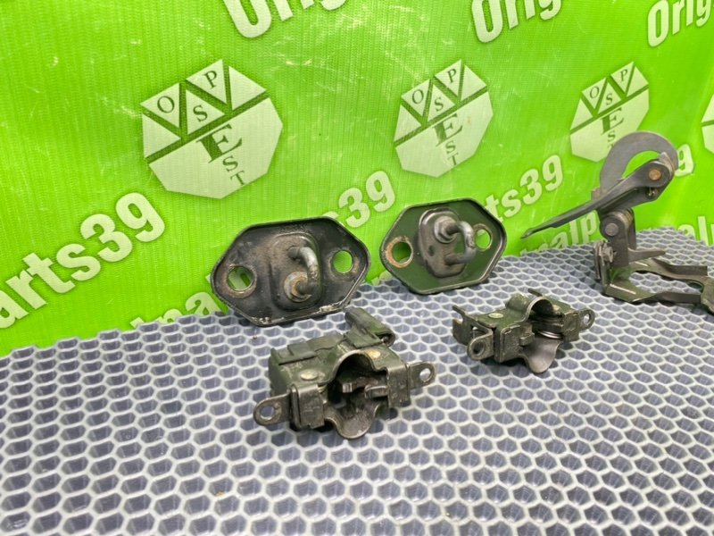 Язычок капота, 2100 рублей, Калининград