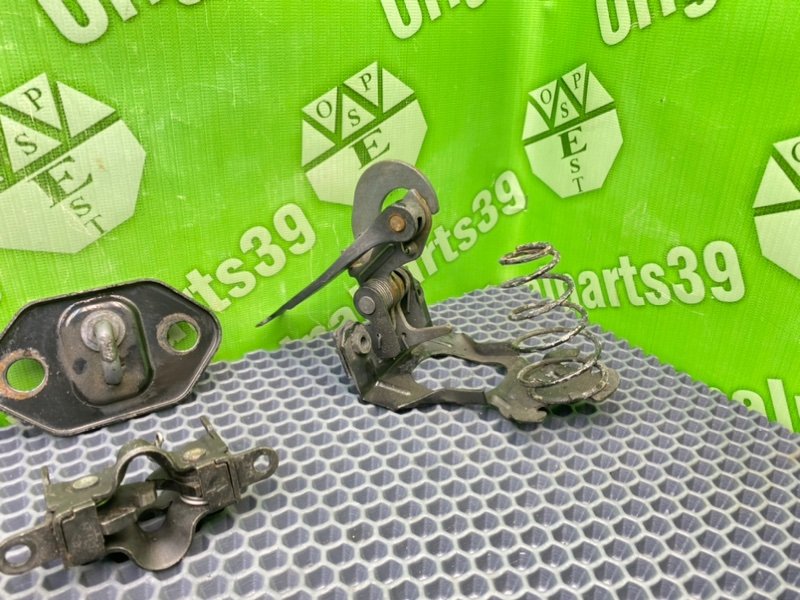 Язычок капота, 2100 рублей, Калининград