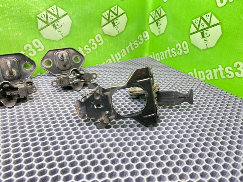 Язычок капота, 2100 рублей, Калининград