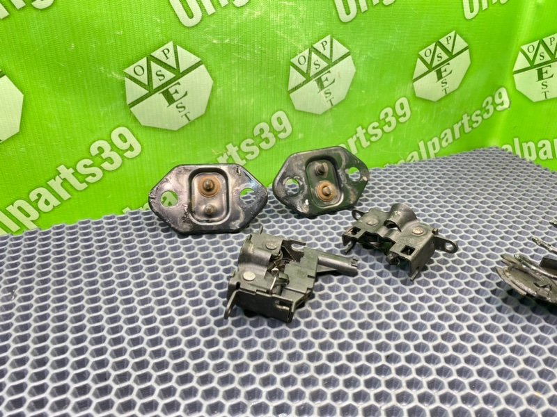 Язычок капота, 2100 рублей, Калининград