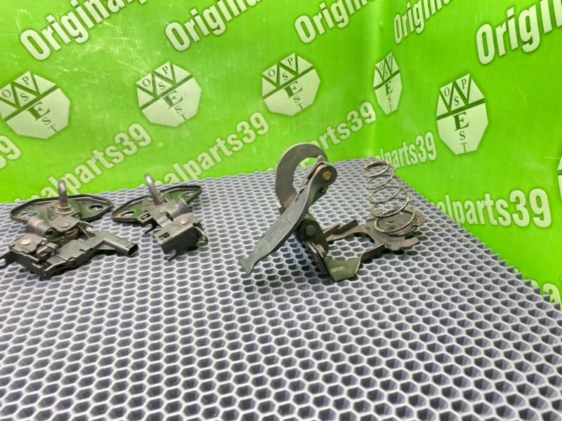 Язычок капота, 2100 рублей, Калининград