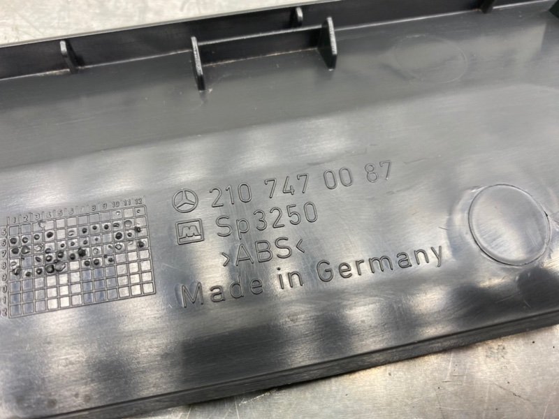 Накладка багажника, 1500 рублей, Калининград