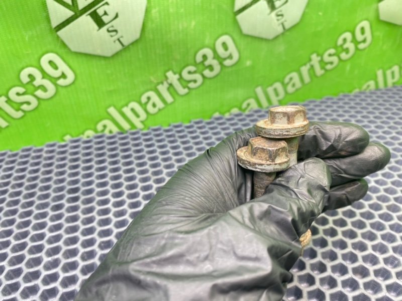 Болты, 1200 рублей, Калининград