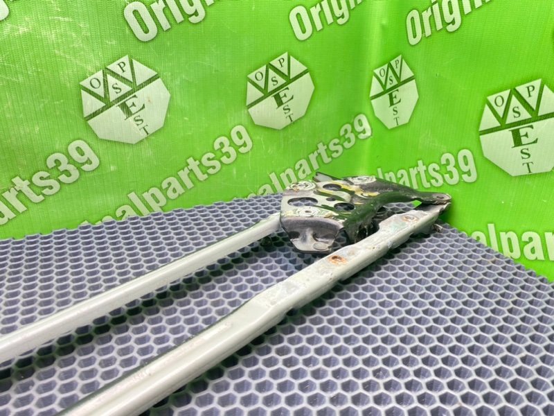 Петли капота, 1300 рублей, Калининград