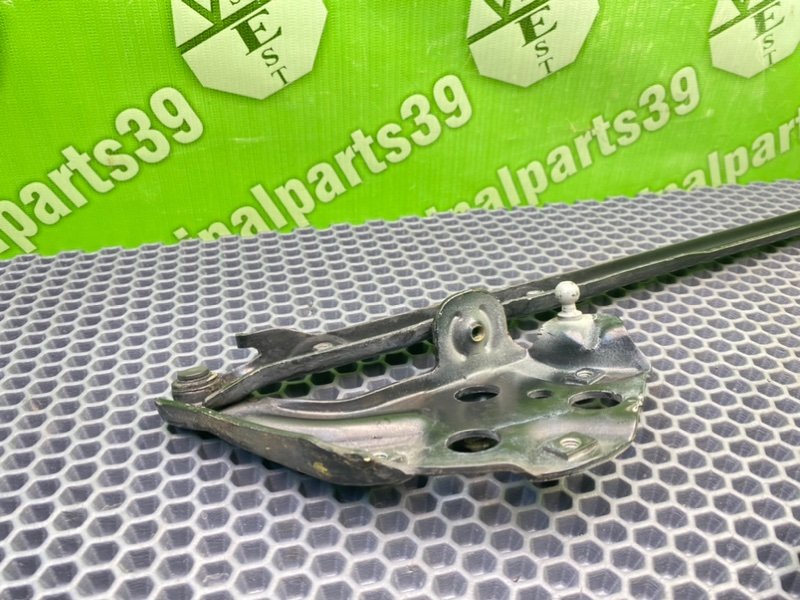 Петли капота, 1300 рублей, Калининград