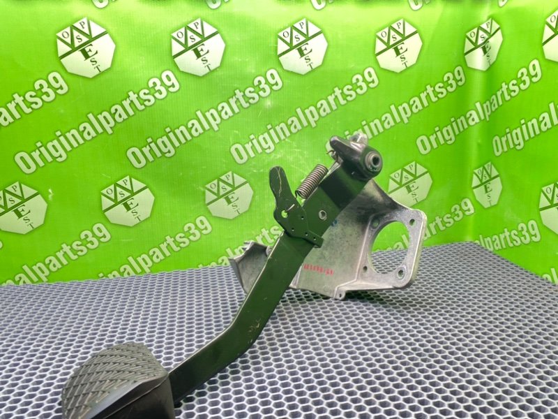 Педаль тормоза, 1300 рублей, Калининград