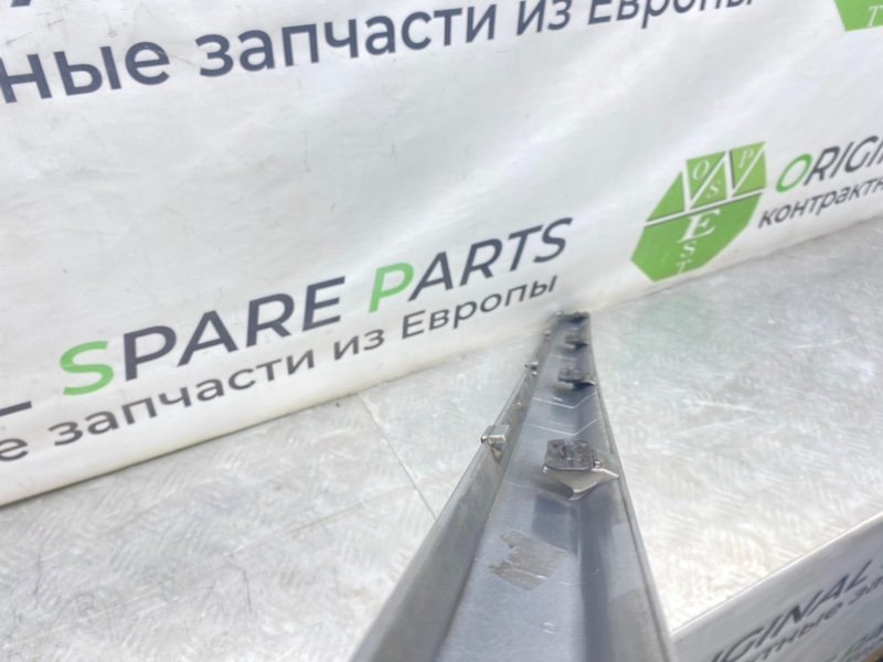 Молдинг багажника, 1000 рублей, Калининград