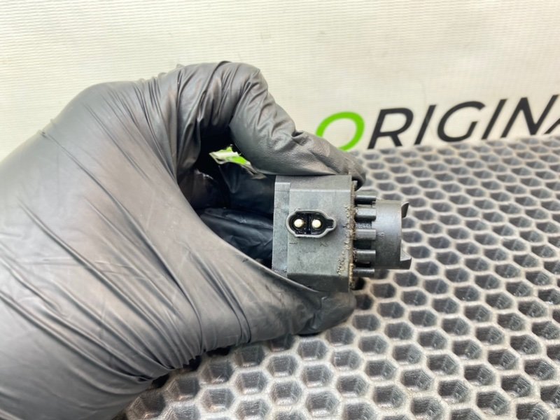 Кнопка кикдауна, 800 рублей, Калининград