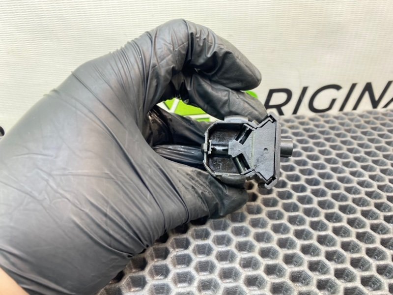 Кнопка кикдауна, 800 рублей, Калининград