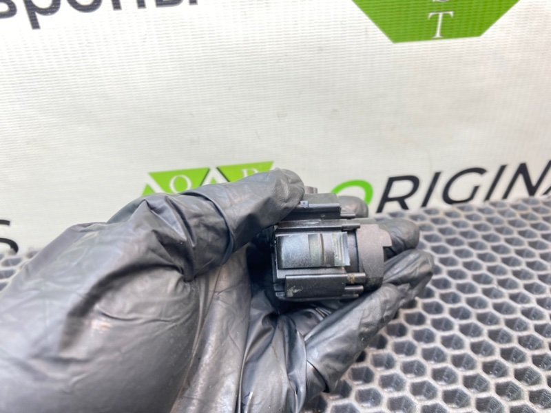 Кнопка кикдауна, 800 рублей, Калининград