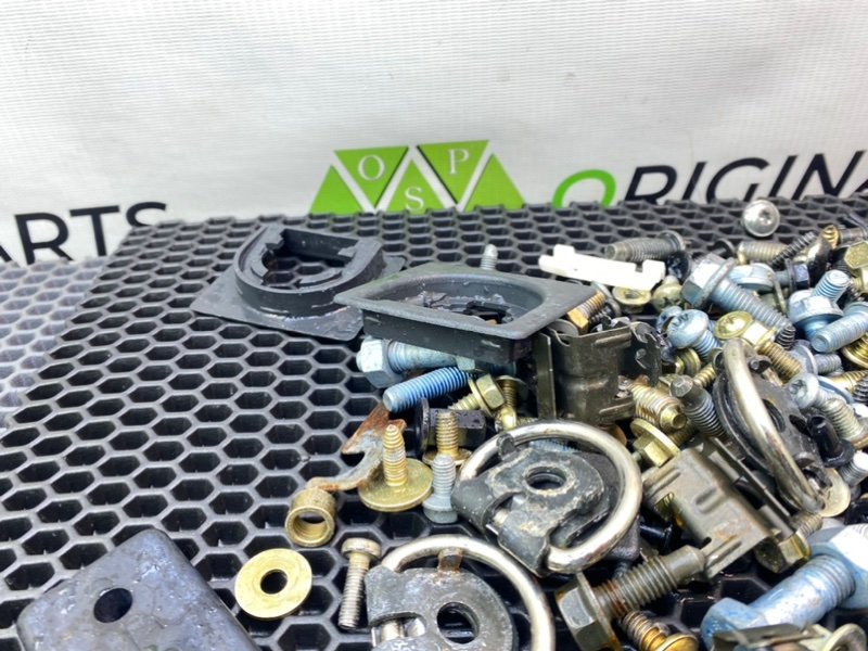 Болты салона, 1990 рублей, Калининград