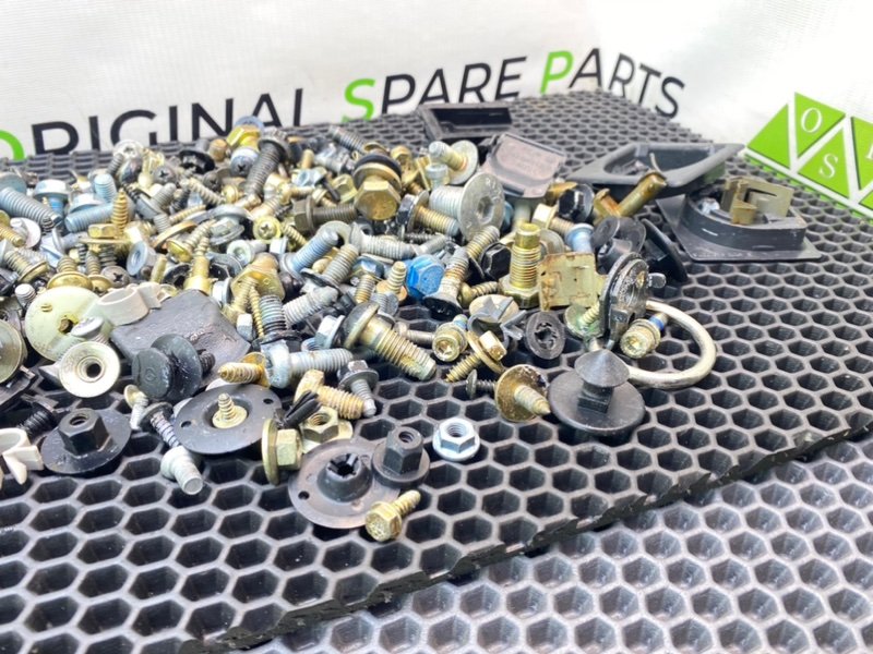 Болты салона, 1990 рублей, Калининград