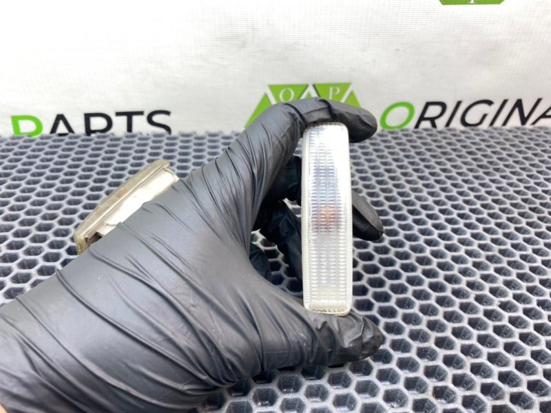 Повторитель поворота, 1000 рублей, Калининград