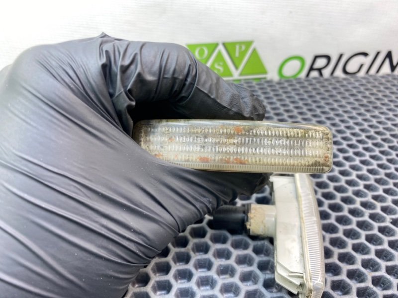 Повторитель поворота, 1000 рублей, Калининград