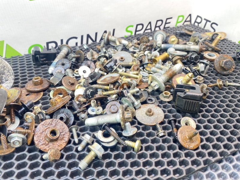 Болты, 2200 рублей, Калининград