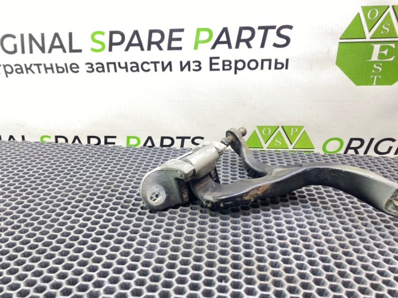 Петли багажника, 1600 рублей, Калининград