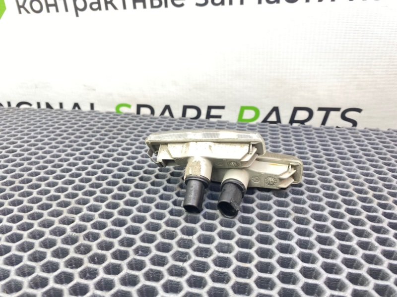 Повторитель поворота, 1000 рублей, Калининград