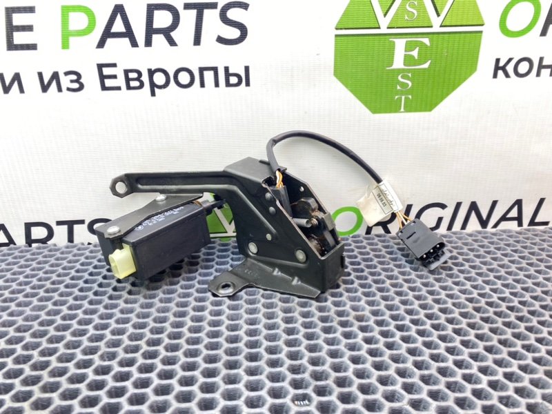 Замок стекла багажника, 1600 рублей, Калининград