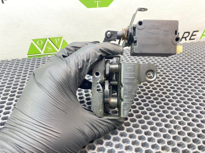 Замок стекла багажника, 1600 рублей, Калининград