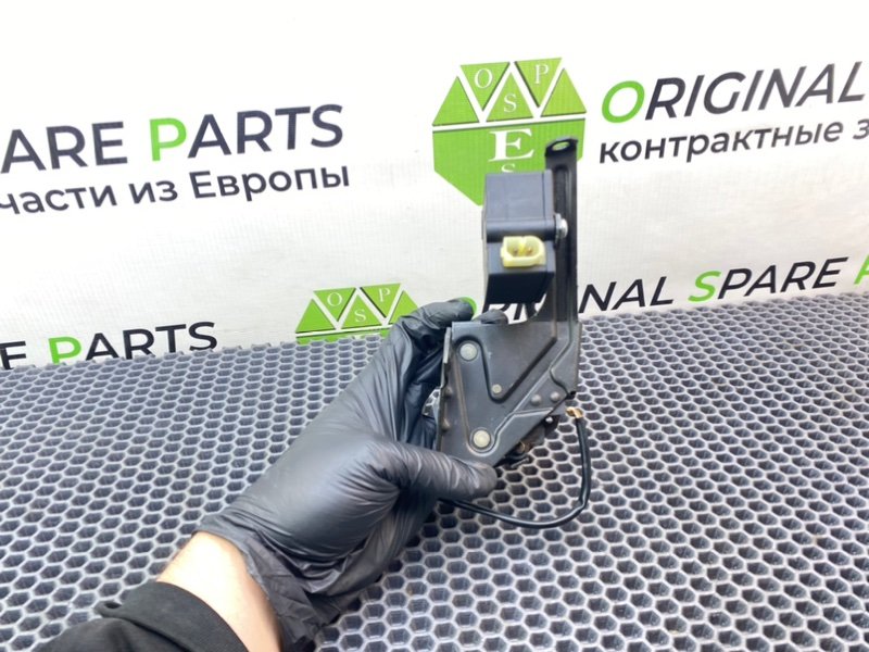 Замок стекла багажника, 1600 рублей, Калининград