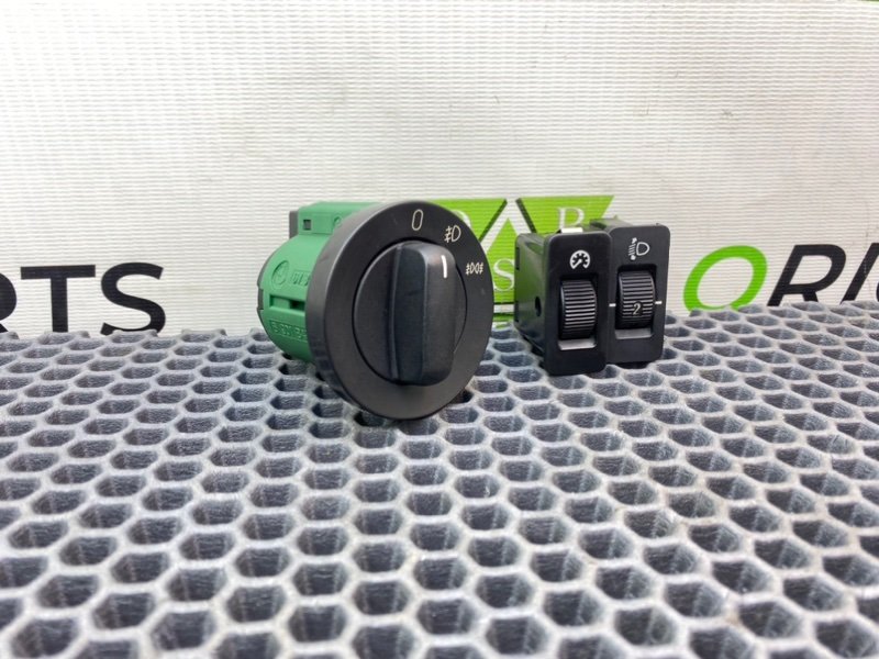 Тумблер света, 1600 рублей, Калининград