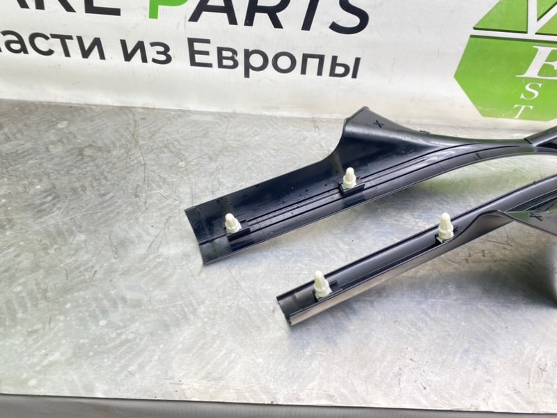 Накладки порогов, 1000 рублей, Калининград