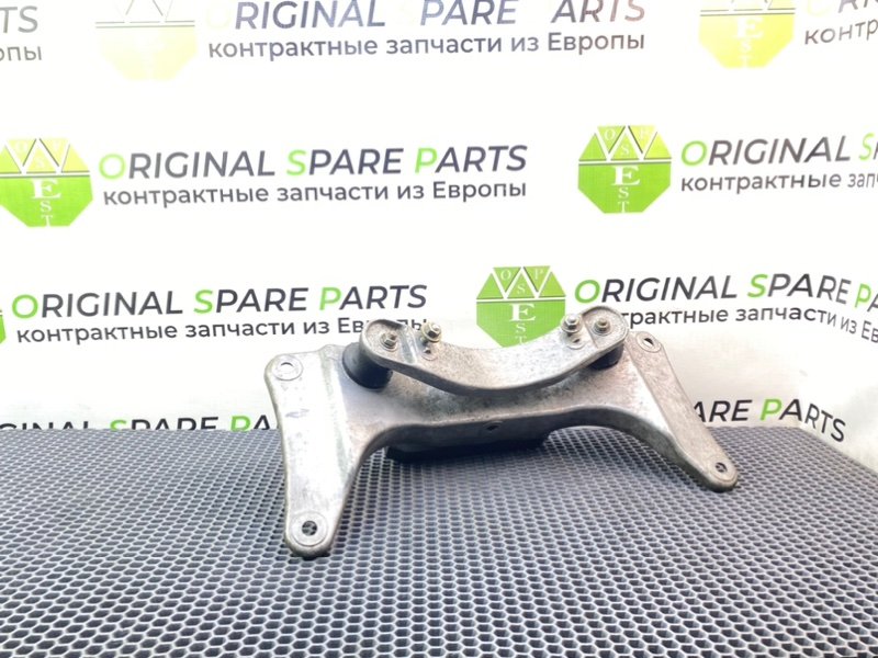 Кронштейн МКПП, 2600 рублей, Калининград