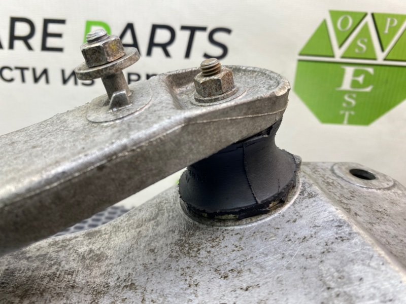 Кронштейн МКПП, 2600 рублей, Калининград