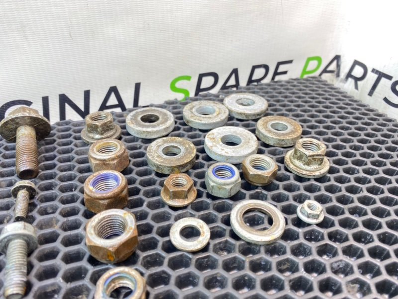 Болты подвески, 1700 рублей, Калининград