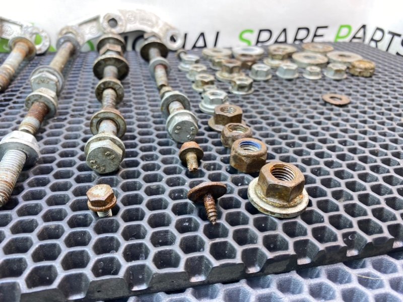 Болты подвески, 1700 рублей, Калининград