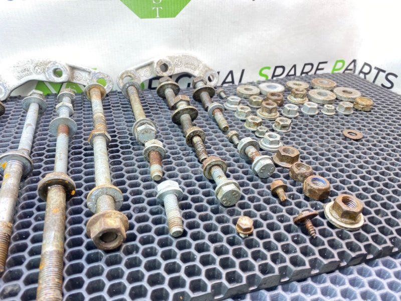 Болты подвески, 1700 рублей, Калининград