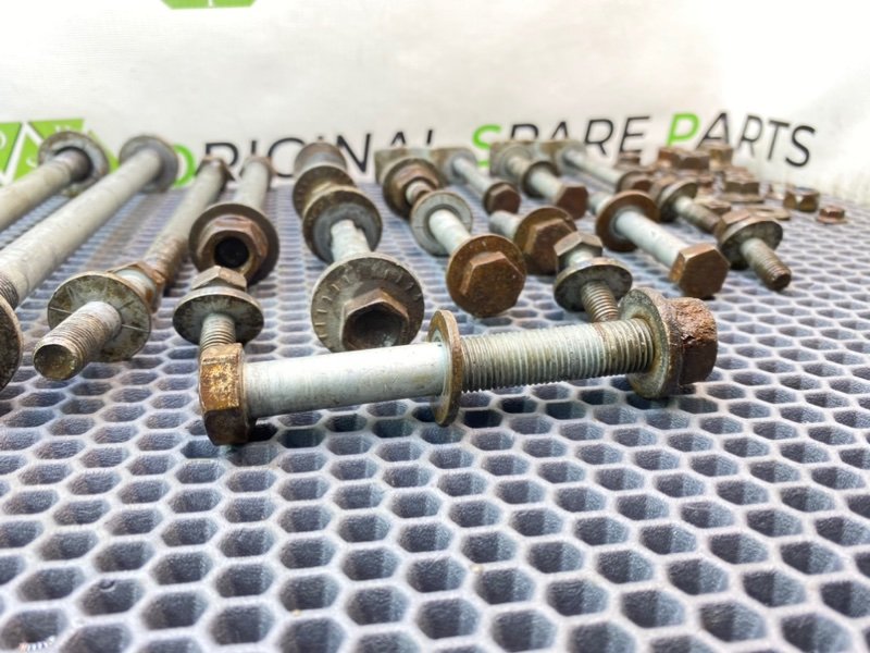 Болты подрамника, 2000 рублей, Калининград