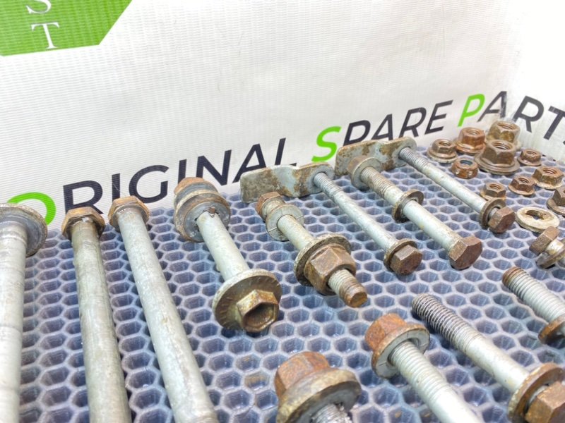 Болты подрамника, 2000 рублей, Калининград