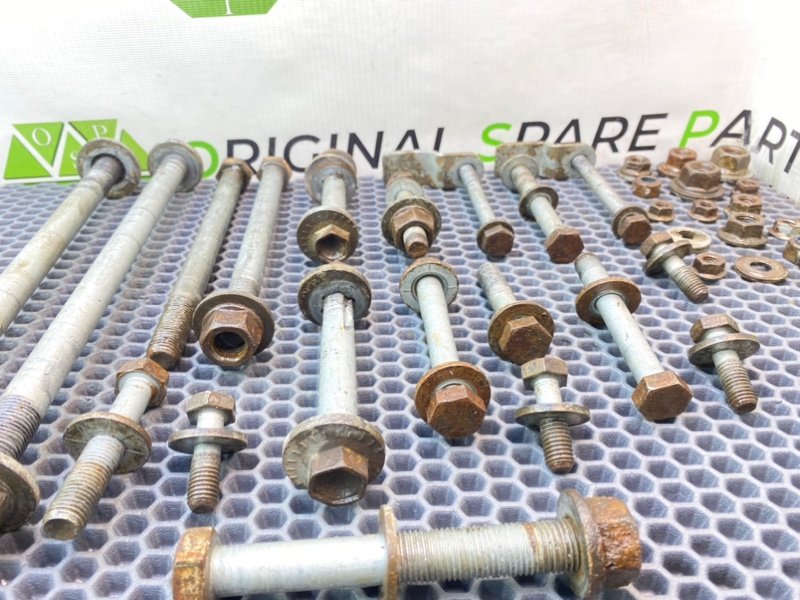 Болты подрамника, 2000 рублей, Калининград