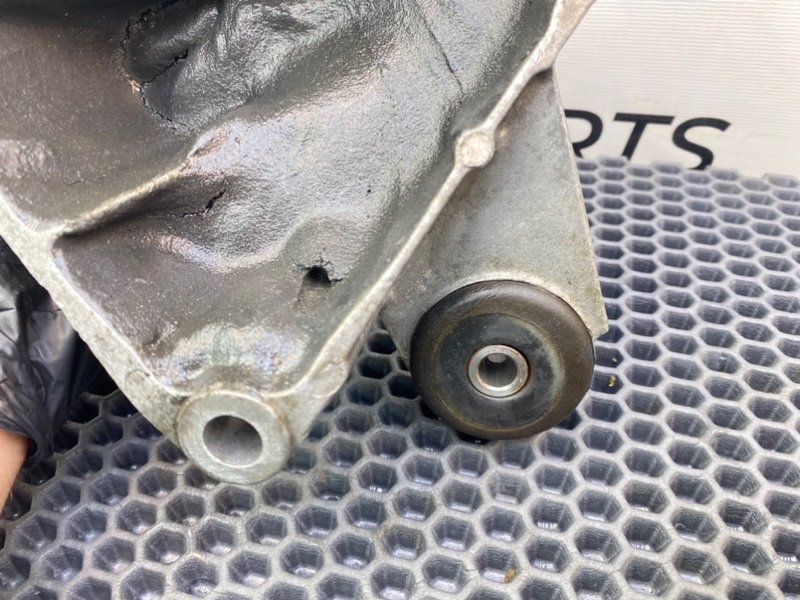 Кронштейн МКПП, 2100 рублей, Калининград