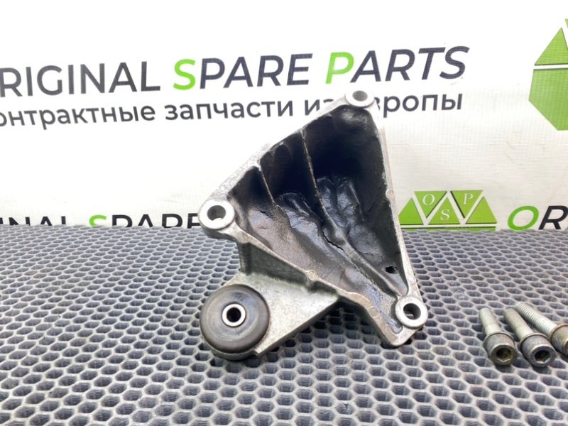 Кронштейн МКПП, 2100 рублей, Калининград