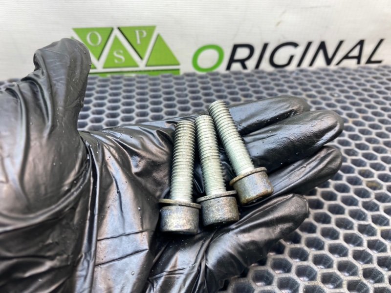 Кронштейн МКПП, 2100 рублей, Калининград